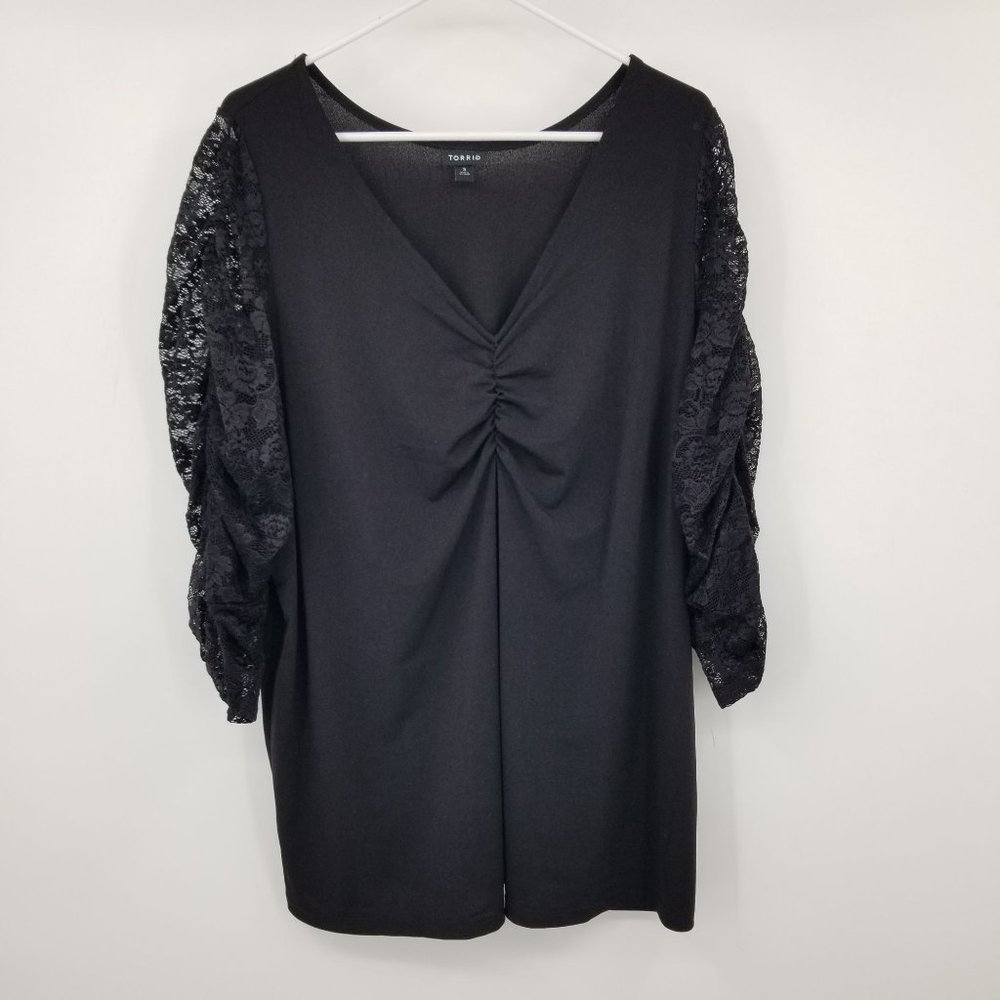 Torrid Studio Crepe V-Neck Ruched Lace Sleeve Blouse Top Shirt Size 3X